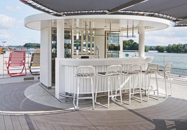 Riverside Luxury Cruises Pop Up Bar and Sun Deck - Ian Schemper Photography2.jpg